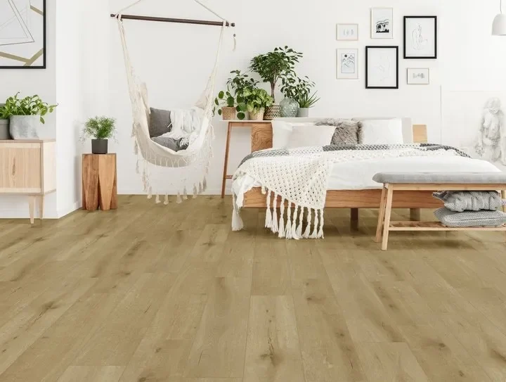 Callisto 5101 (rigid click) Natural Oak Light