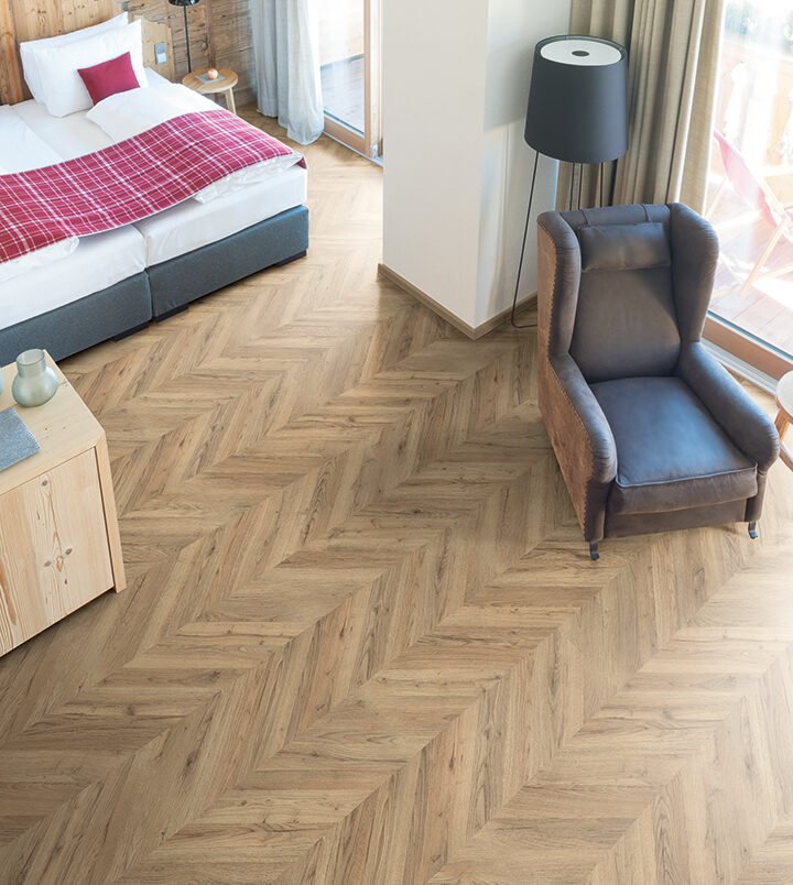 Kingsize 8 mm 203 Rillington Oak Dark