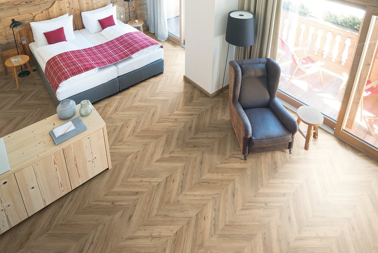 Kingsize 8 mm 203 Rillington Oak Dark